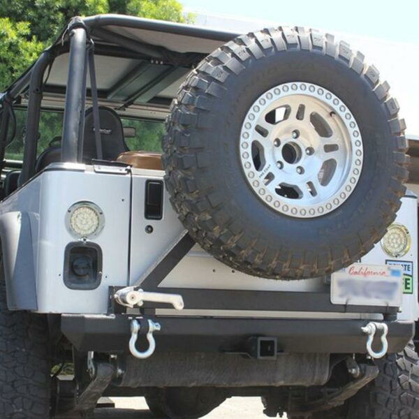 7-06 Jeep Wrangler YJ TJ Rock Crawler Rear Bumper & Swing Tire Carrier with D Rings Installed